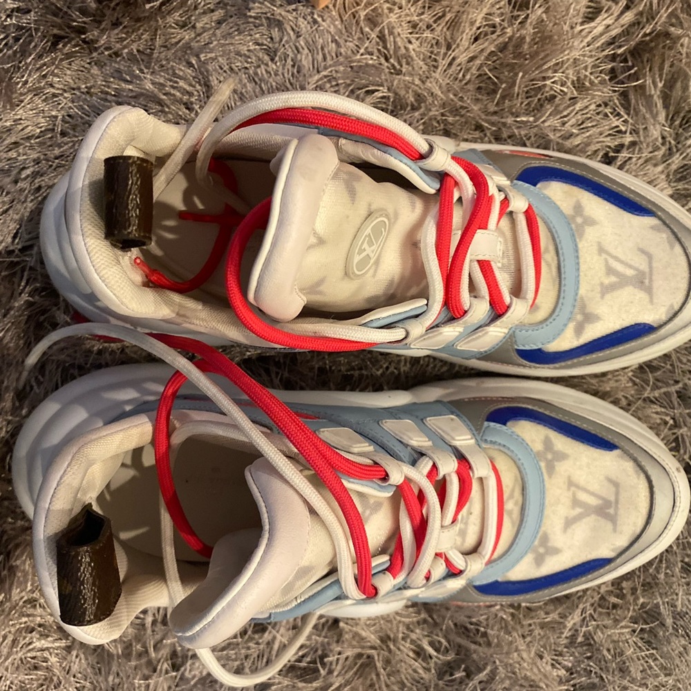 AUTHENTIC LOUIS VUTTION ARCHLIGHT SNEAKER SZ 39EU WOMEN SZ 8 WOMEN US